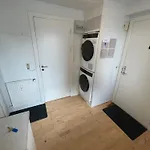 Central Apt With Parking Possibility, Netflix & Near Attractions