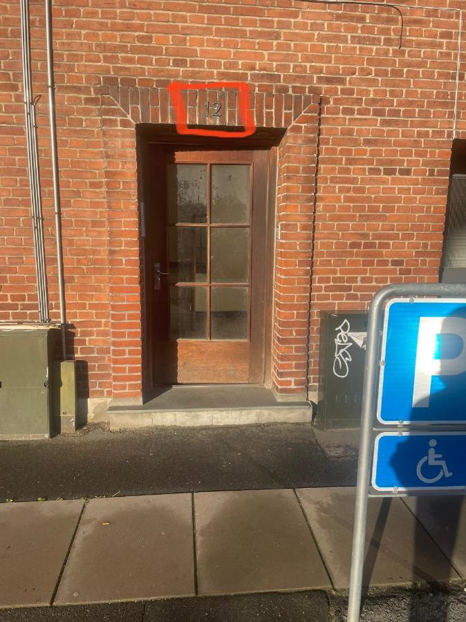 With Parking Possibility, Netflix & Near Attractions Lejlighed Århus