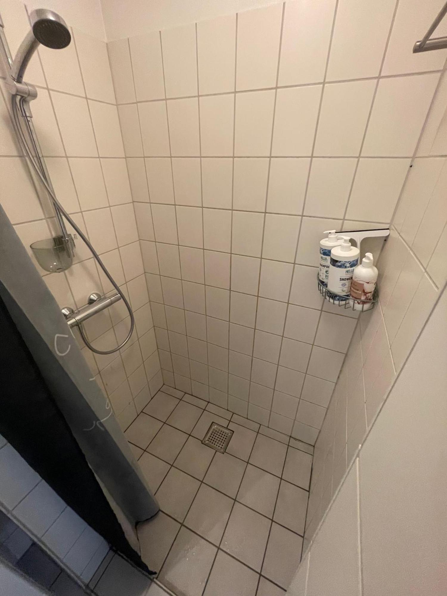 W Parking Possibility, Netflix & Near Attractions Apartment